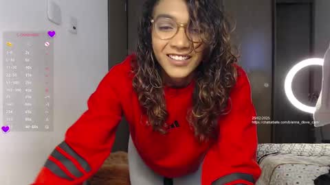 Snapshot of anna_dlove_cam chatting on February 2025 03:05:02 PM Anna online show from February 2025 03:05:02 PM
