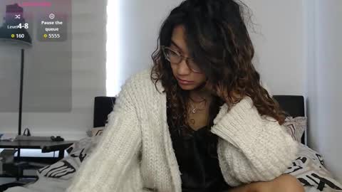 Snapshot of anna_dlove_cam chatting on October 2025 03:35:02 PM Anna online show from October 2025 03:35:02 PM