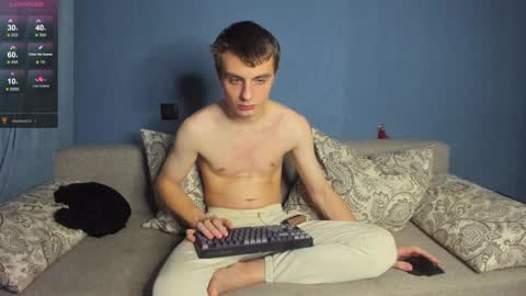 Snapshot of anna_jason chatting on January 2025 08:48:01 PM Fansly Jason sweet ass online show from January 2025 08:48:01 PM