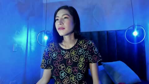 Snapshot of anna_lew chatting on January 2025 08:02:01 PM anna online show from January 2025 08:02:01 PM