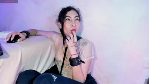 Snapshot of anna_lew chatting on February 2025 06:26:01 PM anna online show from February 2025 06:26:01 PM