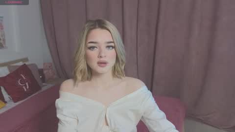 Anna online show from November 2025 09:21:01 AM