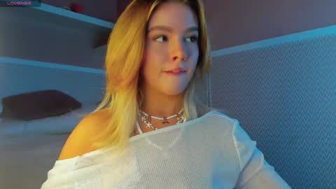 Snapshot of anna_robinson chatting on February 2025 01:02:01 AM Anna online show from February 2025 01:02:01 AM