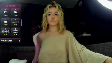 Snapshot of anna_robinson chatting on September 2025 01:42:01 AM Anna online show from September 2025 01:42:01 AM