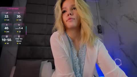 Snapshot of anna_robinson chatting on October 2025 03:26:02 AM Anna online show from October 2025 03:26:02 AM