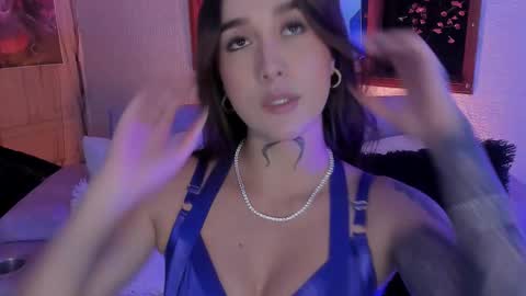 annaa__ online show from March 2026 02:15:02 AM