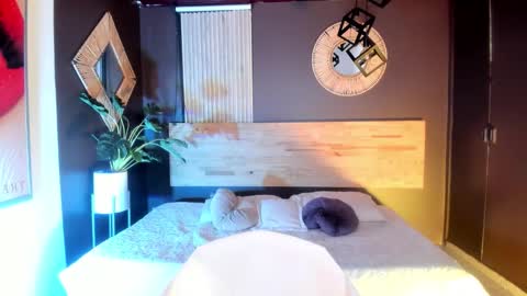 Snapshot of annaa_rose chatting on September 2025 03:41:01 AM Anna online show from September 2025 03:41:01 AM