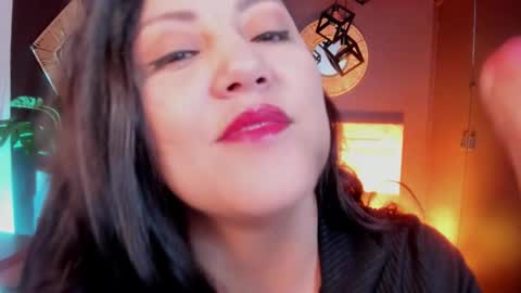 Snapshot of annaa_rose chatting on February 2026 03:35:02 AM Anna online show from February 2026 03:35:02 AM