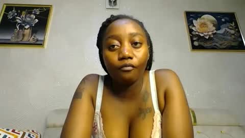 Snapshot of annabel038 chatting on February 2025 10:02:02 PM Annabel online show from February 2025 10:02:02 PM