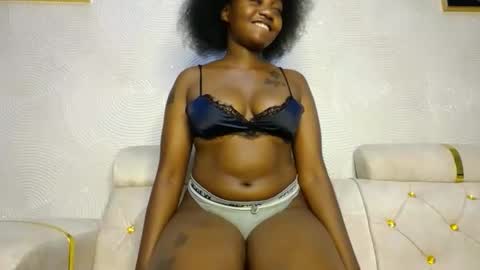 Snapshot of annabel038 chatting on February 2025 03:48:01 AM Annabel online show from February 2025 03:48:01 AM