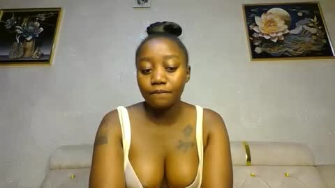 Snapshot of annabel038 chatting on February 2025 04:56:02 PM Annabel online show from February 2025 04:56:02 PM