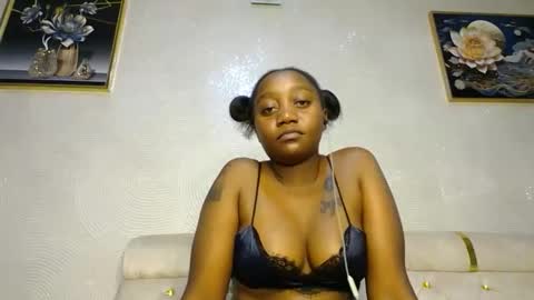 Snapshot of annabel038 chatting on February 2025 07:59:02 PM Annabel online show from February 2025 07:59:02 PM