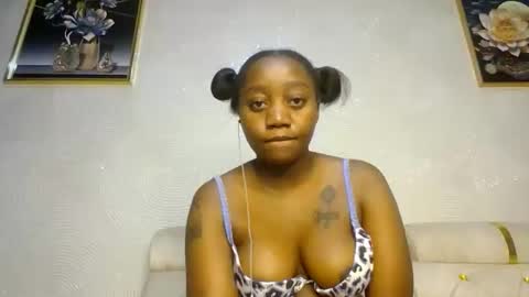 Snapshot of annabel038 chatting on February 2025 06:46:02 PM Annabel online show from February 2025 06:46:02 PM