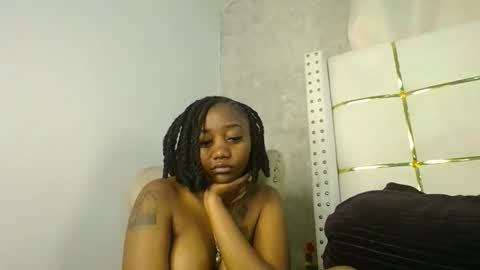 Snapshot of annabel038 chatting on September 2025 07:24:02 PM Annabel online show from September 2025 07:24:02 PM