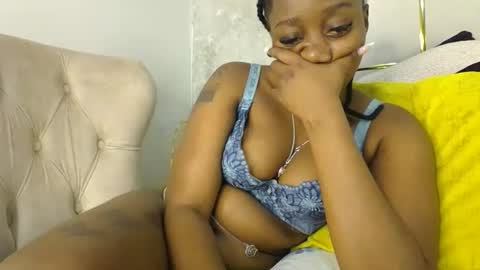 Snapshot of annabel038 chatting on October 2025 09:45:01 PM Annabel online show from October 2025 09:45:01 PM