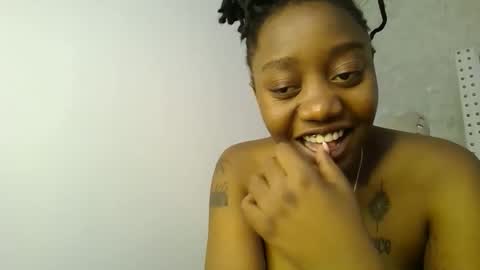 Snapshot of annabel038 chatting on October 2025 07:47:02 PM Annabel online show from October 2025 07:47:02 PM