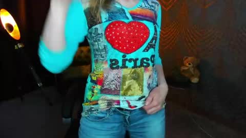 Annabel online show from April 2026 08:57:02 PM