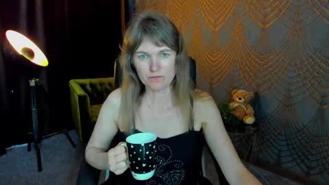Annabel online show from May 2026 07:05:02 AM