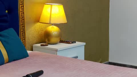 Anna online show from February 2025 06:10:02 PM