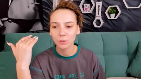 Snapshot of annabishop chatting on February 2025 06:19:01 AM annabishop online show from February 2025 06:19:01 AM