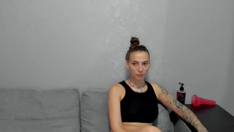 Snapshot of annabishop chatting on September 2025 12:21:01 AM annabishop online show from September 2025 12:21:01 AM