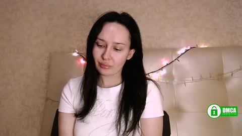 Anna online show from October 2025 08:31:02 PM