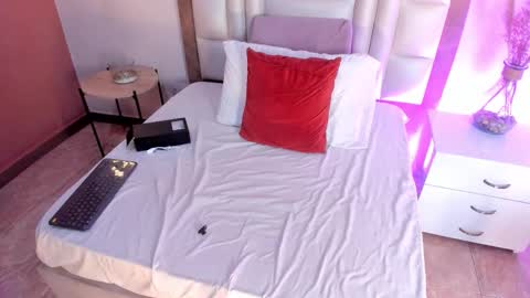 AnnaBrooks online show from February 2026 06:22:01 AM