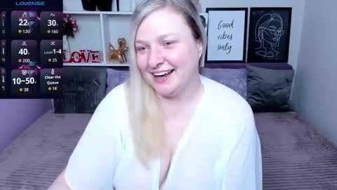 AnnaCherri online show from October 2025 03:07:02 AM