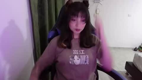 Anna online show from October 2025 01:58:02 AM