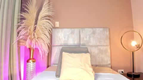 Anna Denver online show from May 2026 01:25:02 AM