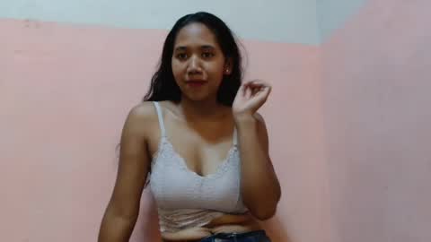 Snapshot of annahhotgirl chatting on February 2025 06:36:02 AM annahhotgirl online show from February 2025 06:36:02 AM