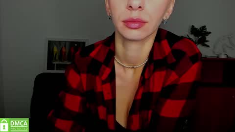 Anna online show from October 2025 05:58:02 AM