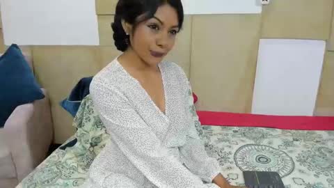 Anna online show from May 2026 03:39:02 PM