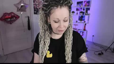 Snapshot of annanebula chatting on September 2025 03:28:02 PM Anna online show from September 2025 03:28:02 PM