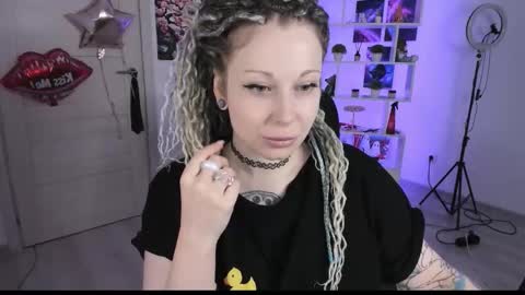 Snapshot of annanebula chatting on October 2025 03:30:01 PM Anna online show from October 2025 03:30:01 PM