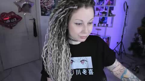 Anna online show from November 2025 04:11:02 PM