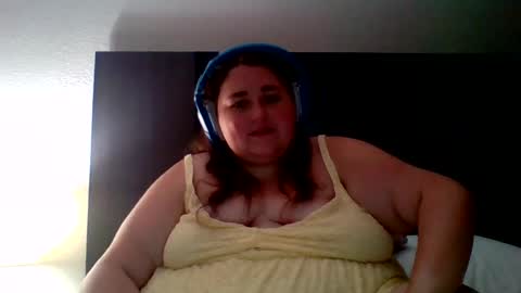 Snapshot of annaoftherealms chatting on June 2026 01:08:01 AM annaoftherealms online show from June 2026 01:08:01 AM