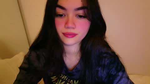 Snapshot of annatigarr chatting on November 2025 02:06:01 AM meow online show from November 2025 02:06:01 AM