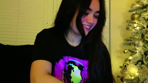 Snapshot of annatigarr chatting on November 2025 03:53:02 AM meow online show from November 2025 03:53:02 AM