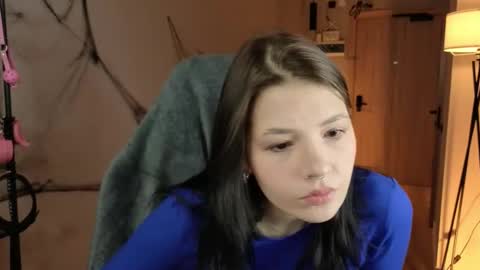 Anna online show from November 2025 06:30:01 PM