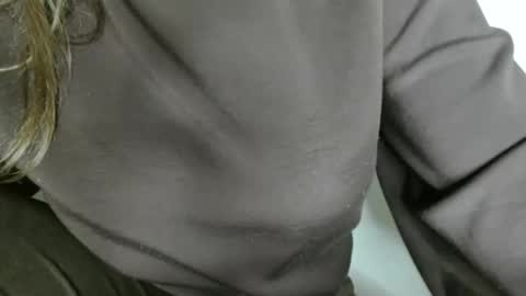 Bella online show from March 2026 05:41:02 PM