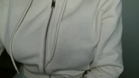 Bella online show from March 2026 05:17:01 PM