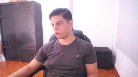 Anndy Hardy online show from December 2024 01:39:01 PM