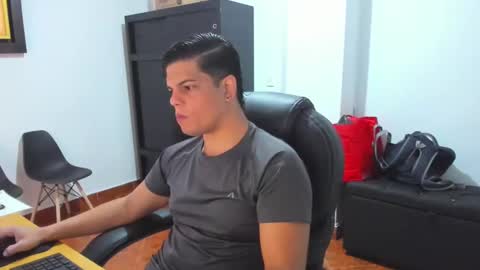 Anndy Hardy online show from December 2024 12:11:01 PM