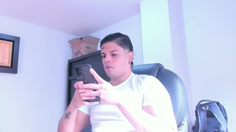 Anndy Hardy online show from January 2025 01:58:01 PM