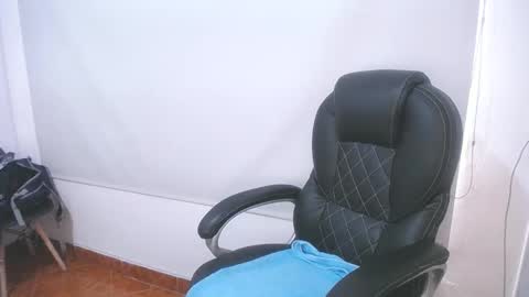 Anndy Hardy online show from March 2025 03:18:02 PM