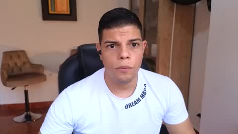 Anndy Hardy online show from October 2025 09:02:02 PM