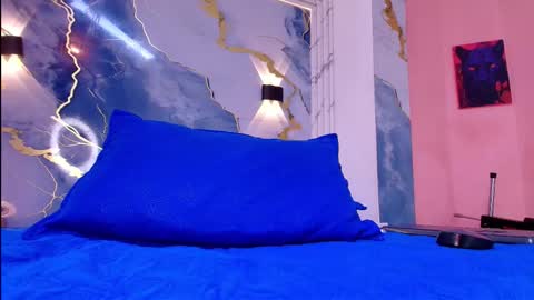 anne  online show from October 2025 07:25:02 PM