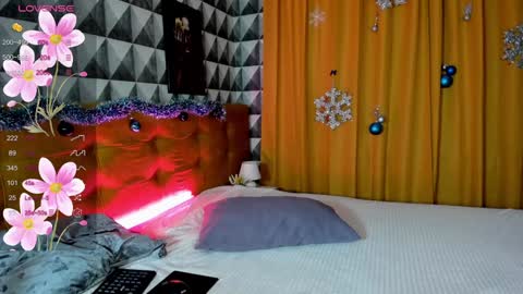 Anne online show from December 2024 01:26:01 AM