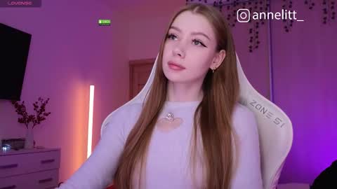 Snapshot of annelitt chatting on December 2025 08:28:02 PM annelitt online show from December 2025 08:28:02 PM